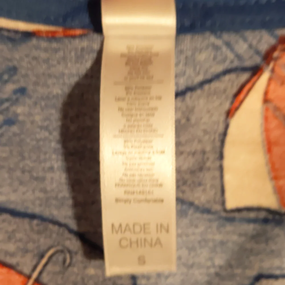 LuLaRoe Classic T Womens Umbrella Design Blue Red White Top Size Small - Picture 5 of 7